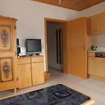 Haus Schneeflocke Apartment *